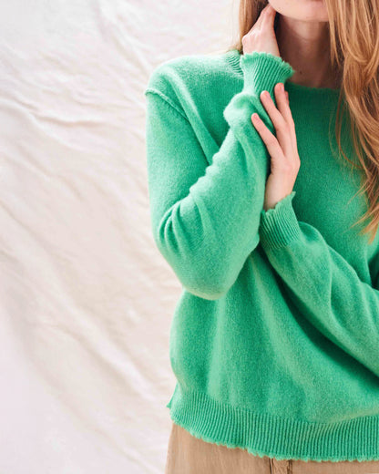 Distressed Crew - Fresh Green