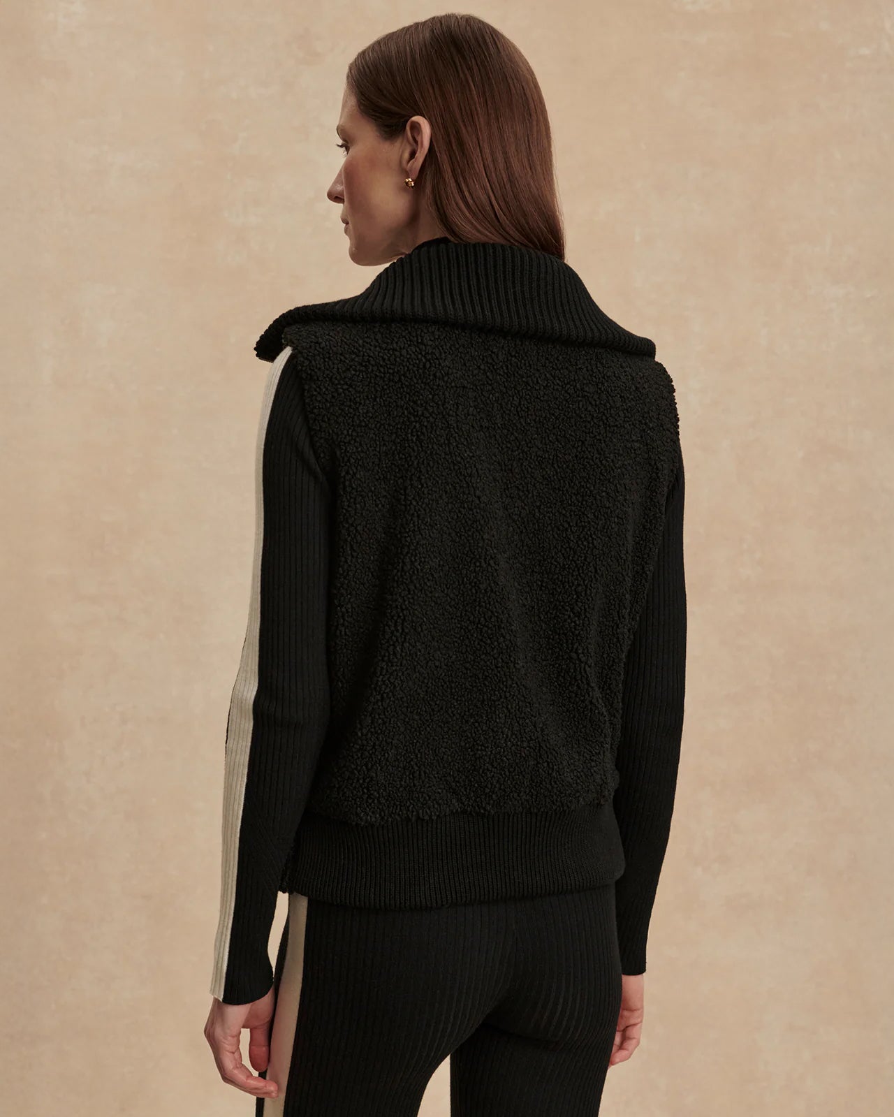 Caspian Sherpa Gilet - Black