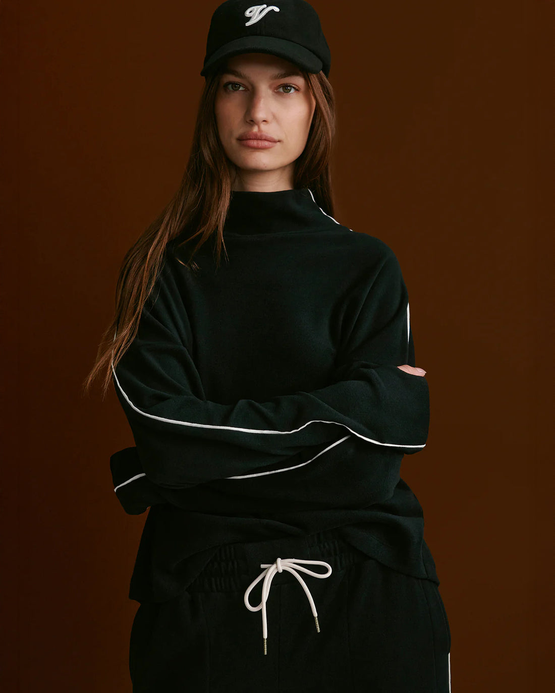 Rona High Neck Midlayer - Black / Snow White